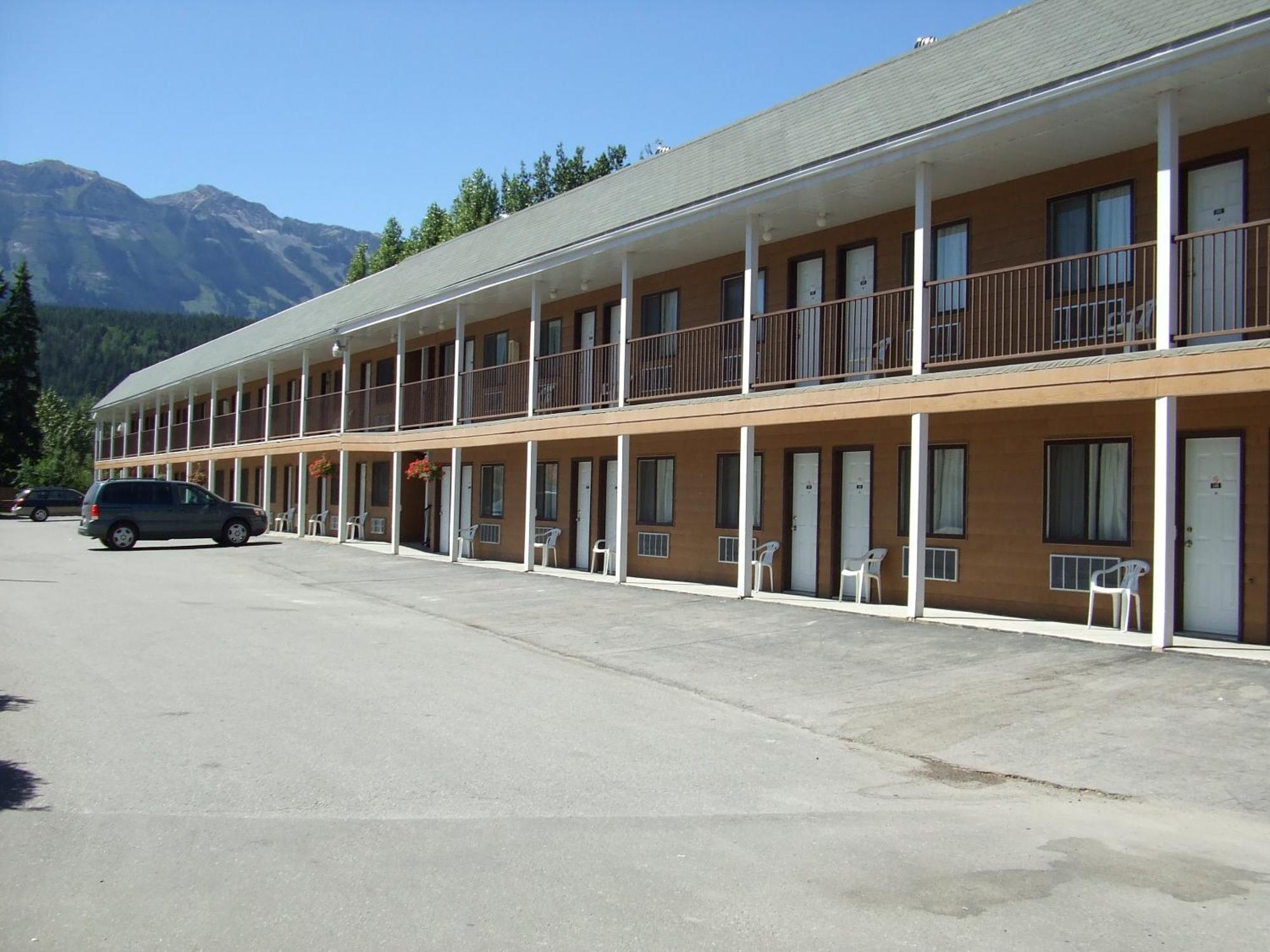 Mary'S Motel Golden Exterior foto