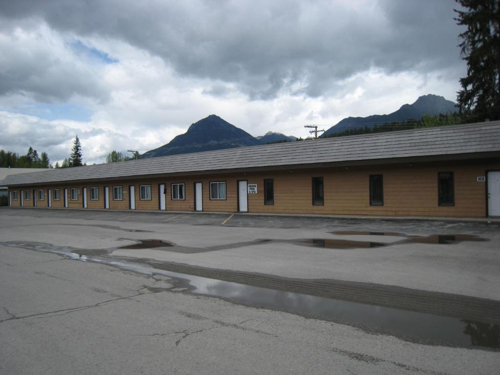 Mary'S Motel Golden Exterior foto